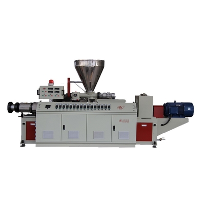 Ligne d'extrusion de panneaux muraux en WPC à double vis pour panneaux de revêtement muraux