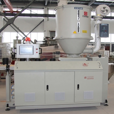Ligne d'extrusion de tuyaux PE personnalisée pour une machine à extruder horizontale à longue durée de vie