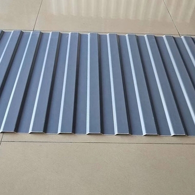 Ligne d'extrusion de recyclage de tôles à structure stable pour une production en douceur et cohérente