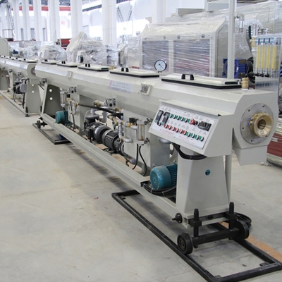 Ligne d'extrusion de haute productivité personnalisée pour une longue durée de vie de la fabrication de tuyaux en PVC
