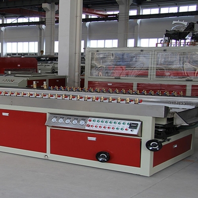 132 1 vis de ratio L/D machine en plastique à double vis pour un fonctionnement et une certification faciles