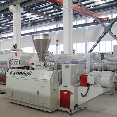 Longue durée de vie de la machine d'extrudeuse pour la ligne de production de tuyaux en PVC PE personnalisés