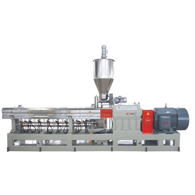 Ligne d'extrusion WPC à base de PP PE à granulés400 avec une production de 12800 kg