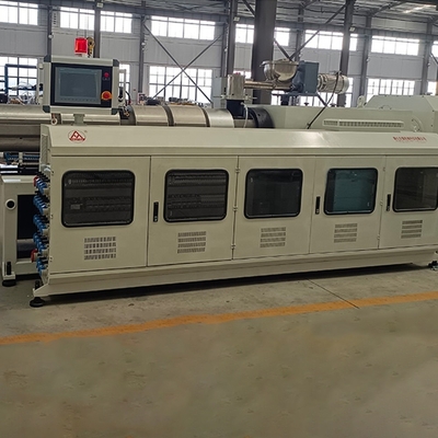 380V 50hz ligne d'extrusion de tôles de toiture en PVC pour la production de matériaux de construction