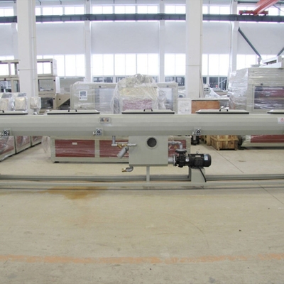Ligne d'extrusion de tuyaux en PVC en plastique personnalisée pour une productivité élevée