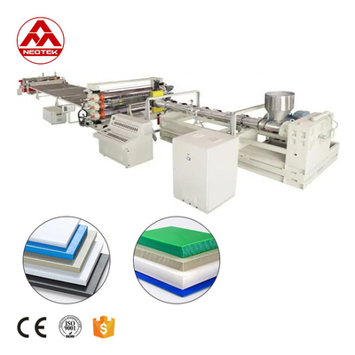 38 1 Rapport L/D vis PP PE ligne d'extrusion de carton épais pour une production durable