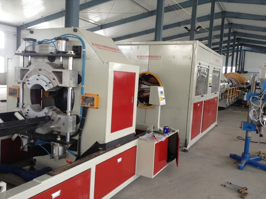 Ligne d'extrusion de tuyaux renforcés de fil d'acier 50-160HDPE pour les applications à haute pression