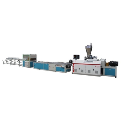 Ligne d'extrusion WPC à double vis conique co-rotative de 100 kW YF108 avec technologie avancée
