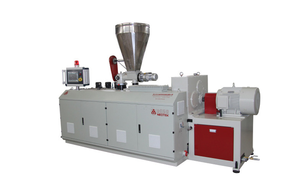 Consommation Pelletizer en WPC à base de PVC à tension de 380 V à 50 Hz et à rapport L/D de 188 1 vis