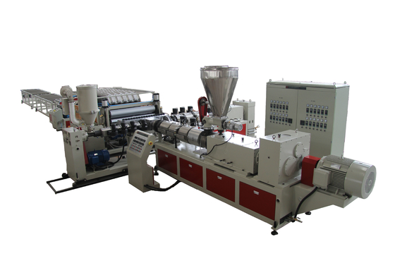 Machine à tuiles pour toits en PVC en plastique personnalisable
