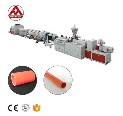 Machine d'extrusion de profilés en PVC WPC PE pour la production de lignes d'extrusion professionnelles
